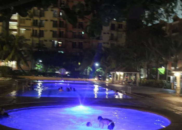 Chateau Elysee A11 Near Bar Resto Mall Airport * マニラ市
