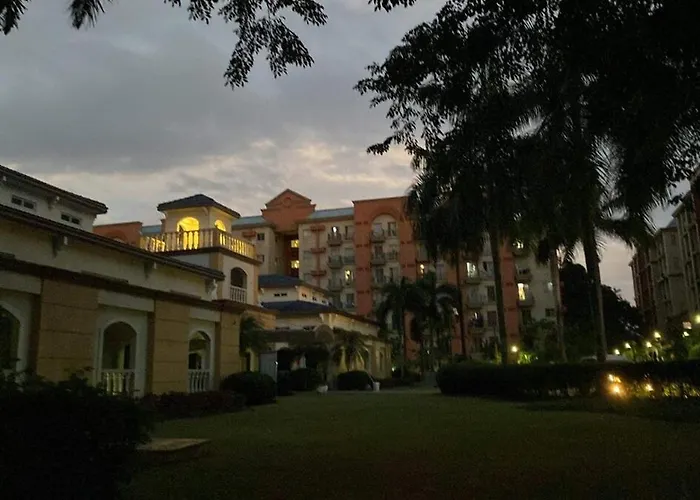 Chateau Elysee A11 Near Bar Resto Mall Airport